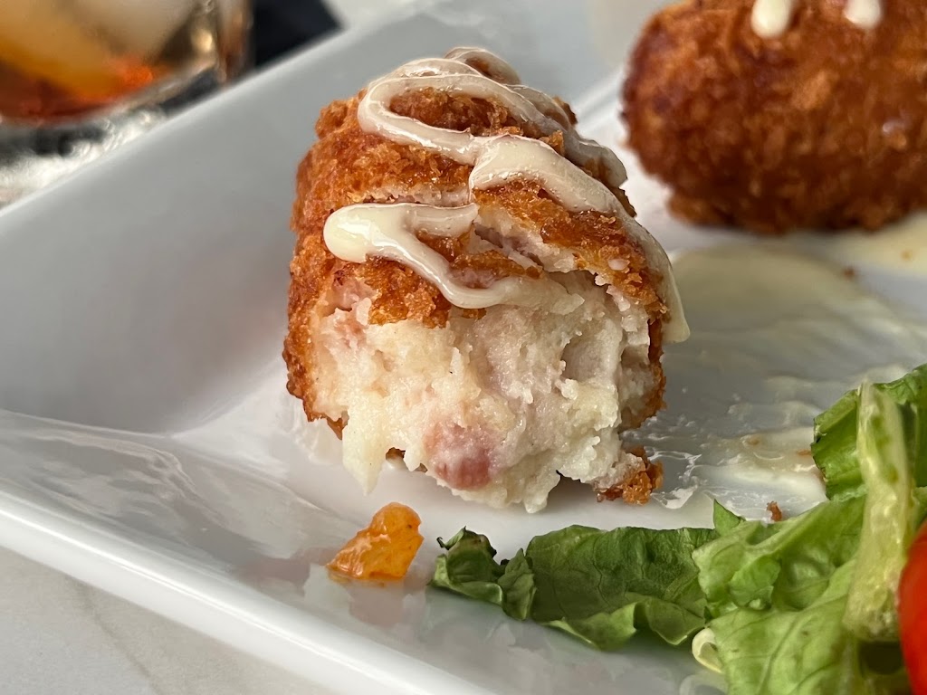 Casa Tapas & Cantina | restaurant | 2705 Apalachee Pkwy, Tallahassee, FL 32301, USA | 8507651770 OR +1 850-765-1770