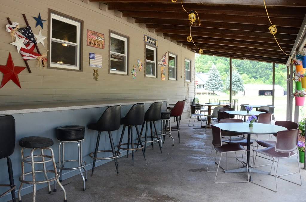 Durango Depot | restaurant | 736 Burtons Furnace Rd, Durango, IA 52039, USA | 5635522291 OR +1 563-552-2291