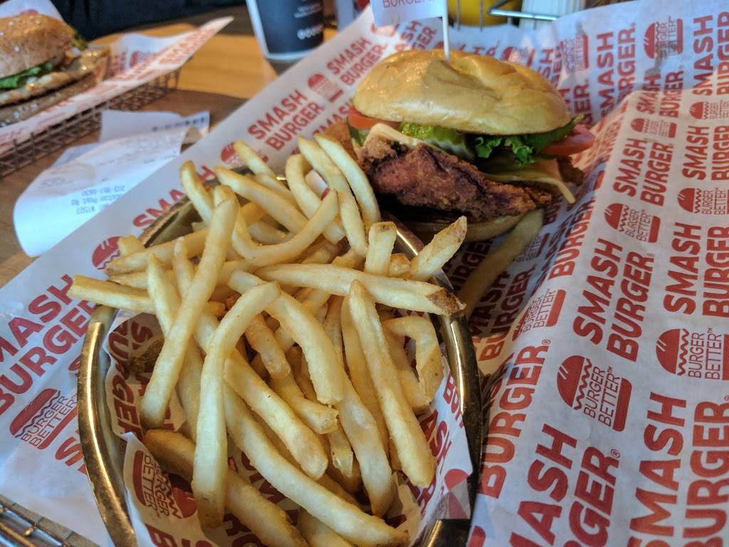 Smashburger | restaurant | 1590 Boston Post Rd, Milford, CT 06460, USA | 2039516630 OR +1 203-951-6630