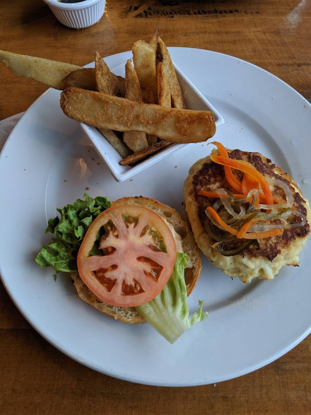 food fanatics kitchen | restaurant | 551 Marshall Ave SW, Roanoke, VA 24016, USA | 5402044767 OR +1 540-204-4767