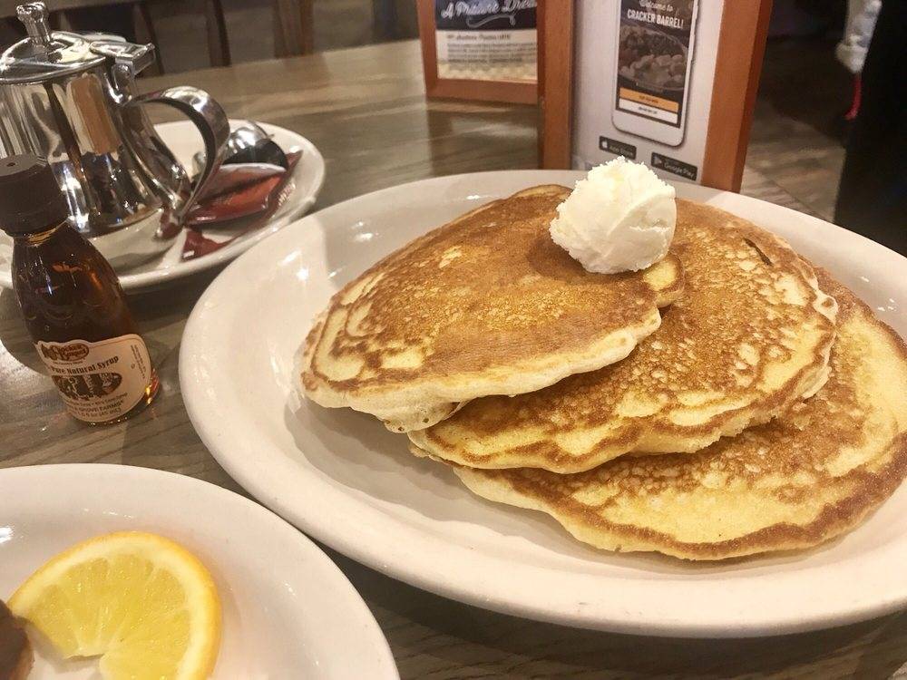 Cracker Barrel Old Country Store | restaurant | 50 Birmingham Hwy, Chattanooga, TN 37419, USA | 4238255885 OR +1 423-825-5885