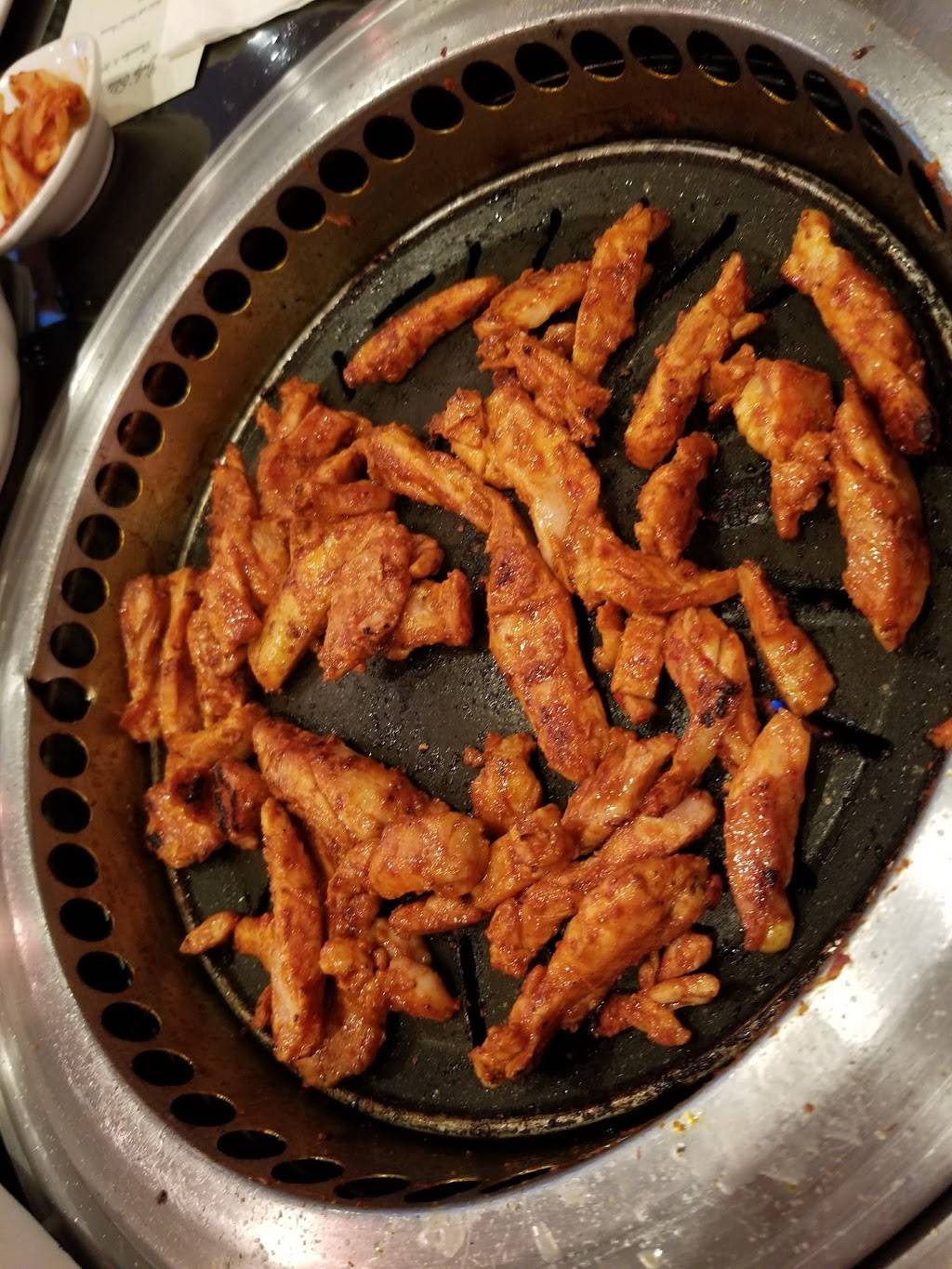 Breakers Korean BBQ & Grill | restaurant | 9650 Main St #10, Fairfax, VA 22031, USA | 7033436688 OR +1 703-343-6688