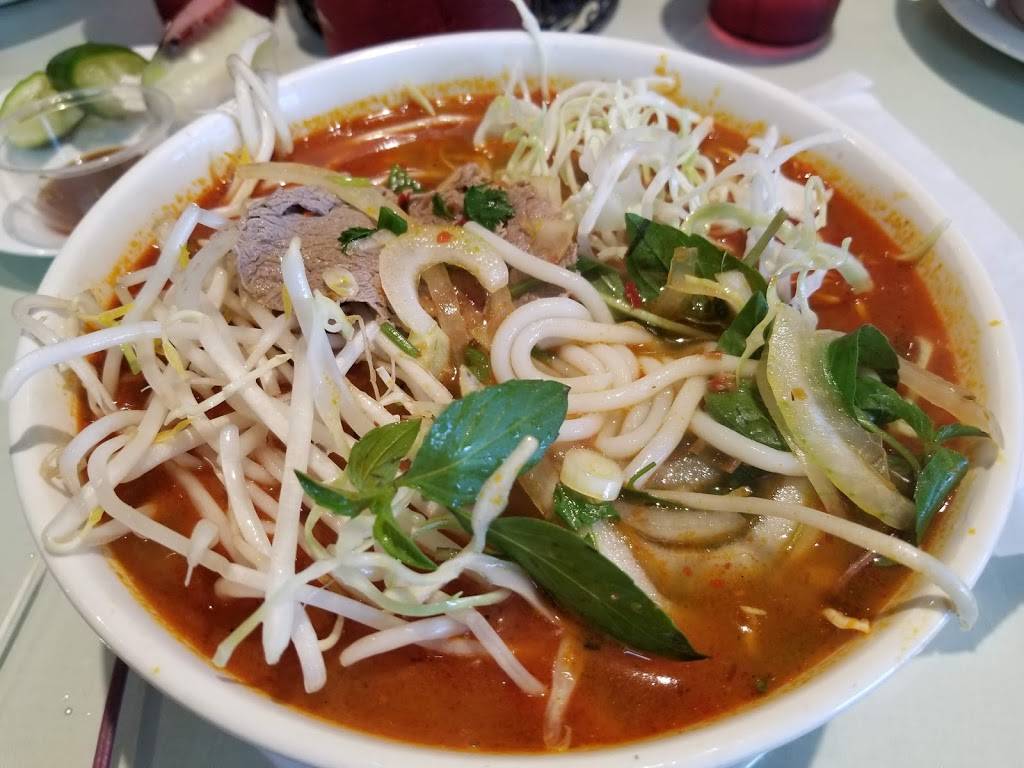 Pho Tam | restaurant | 25004 Blue Ravine Rd, Folsom, CA 95630, USA | 9165427913 OR +1 916-542-7913