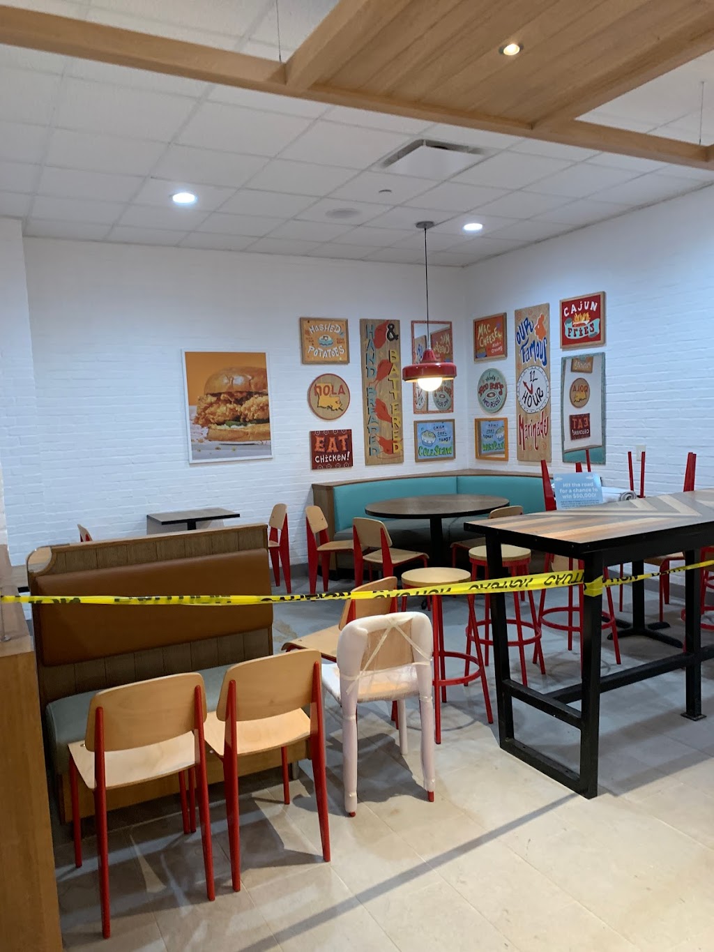 Popeyes Louisiana Kitchen | restaurant | 37-10 Queens Blvd, Queens, NY 11101, USA | 7184722270 OR +1 718-472-2270