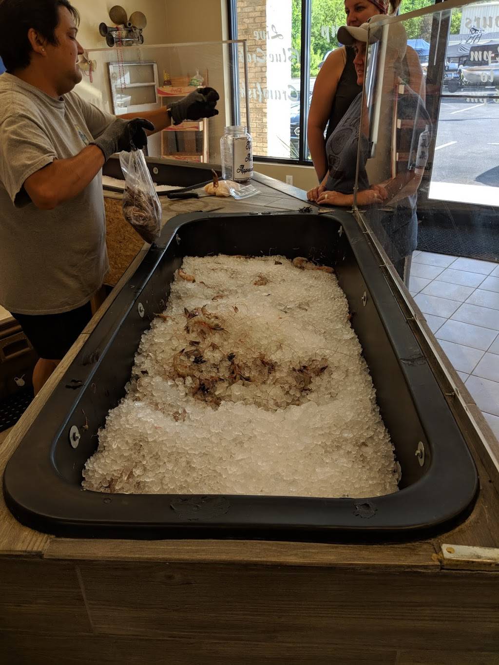 Bayou Boys Fresh Seafood | restaurant | 3998 Bristol Hwy, Johnson City, TN 37601, USA | 4232782160 OR +1 423-278-2160