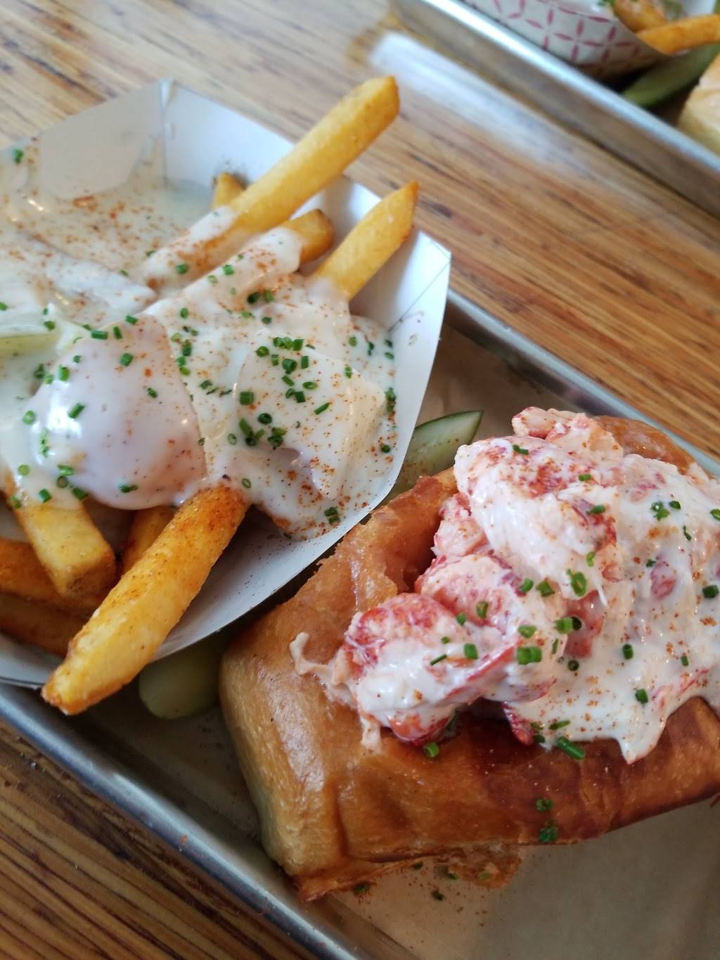 Slapfish | restaurant | 19696 Beach Blvd, Huntington Beach, CA 92648, USA | 7149633900 OR +1 714-963-3900