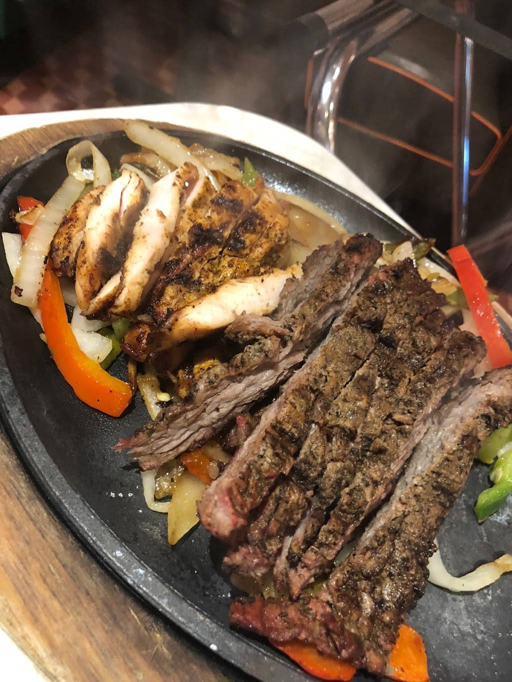 Chuys | restaurant | 2717 Fairfield Commons, Beavercreek, OH 45431, USA | 9373204419 OR +1 937-320-4419