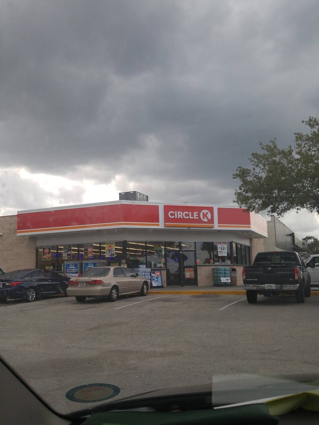 Kangaroo Express | meal takeaway | 3088 N Harbor City Blvd, Melbourne, FL 32935, USA | 3212530191 OR +1 321-253-0191