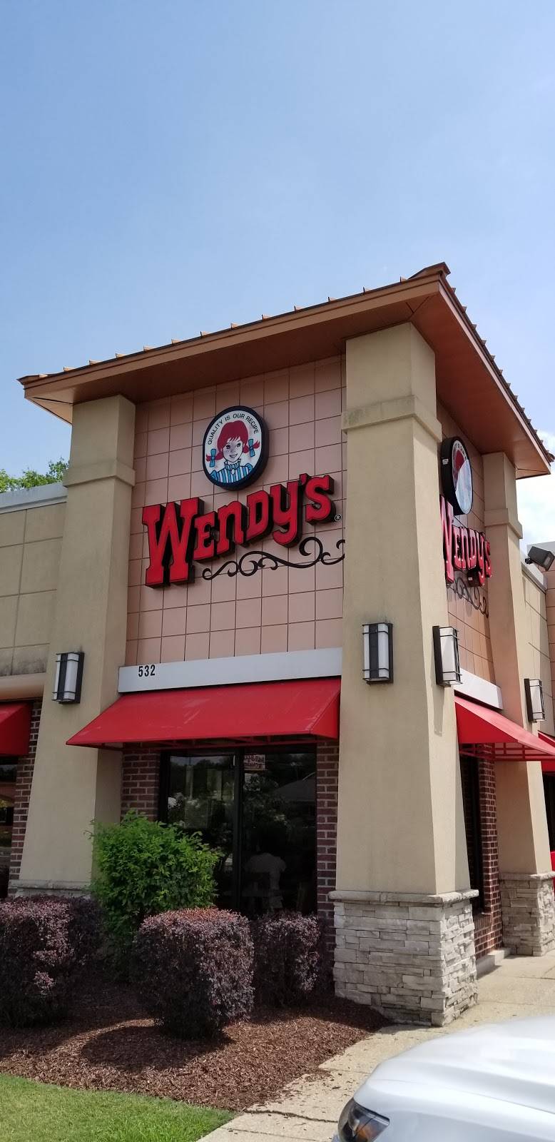 Wendys | restaurant | 532 Grove St, Fayetteville, NC 28301, USA | 9103234532 OR +1 910-323-4532