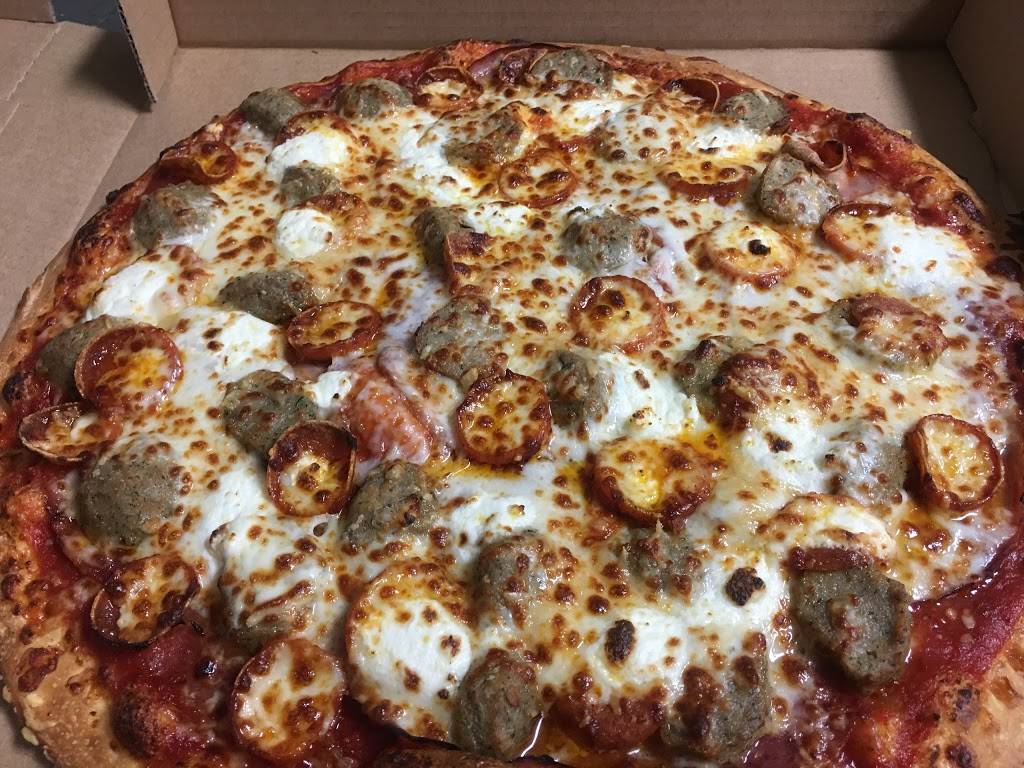 Roc N Oven | restaurant | 902 Conover Blvd W Suite D, Conover, NC 28613, USA | 7043253496 OR +1 704-325-3496