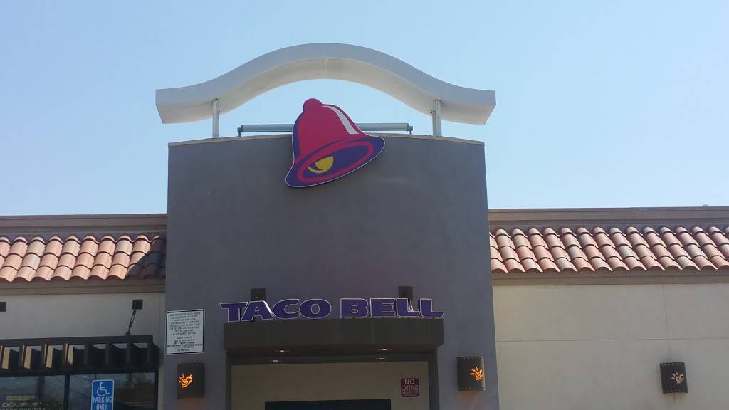 Taco Bell | meal takeaway | 21120 Devonshire St, Chatsworth, CA 91311, USA | 8183412688 OR +1 818-341-2688