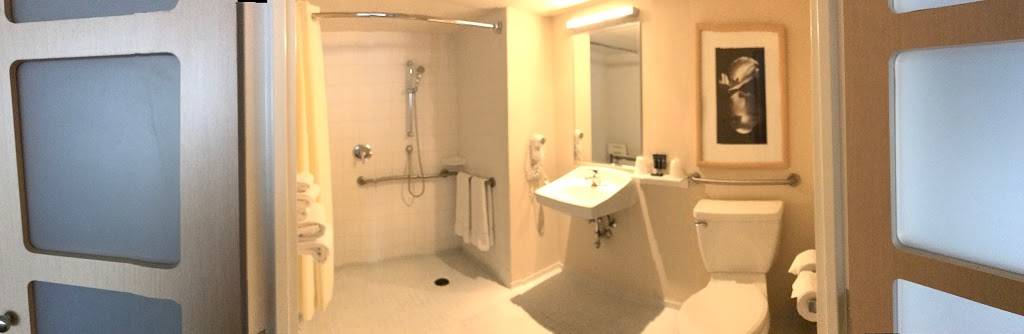 Hotel Novotel Montreal Aeroport | restaurant | 2599 Boulevard Alfred Nobel, Saint-Laurent, QC H4S 2G1, Canada | 5143373222 OR +1 514-337-3222