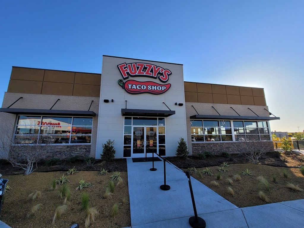 Fuzzys Taco Shop | restaurant | 1671 Shedeck Pkwy, Yukon, OK 73099, USA | 4054674410 OR +1 405-467-4410