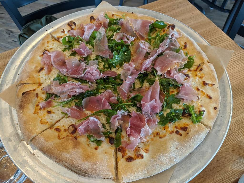 PizzaVino NoCo Italiano | restaurant | 6383 N Fairgrounds Ave, Windsor, CO 80550, USA | 9706172547 OR +1 970-617-2547