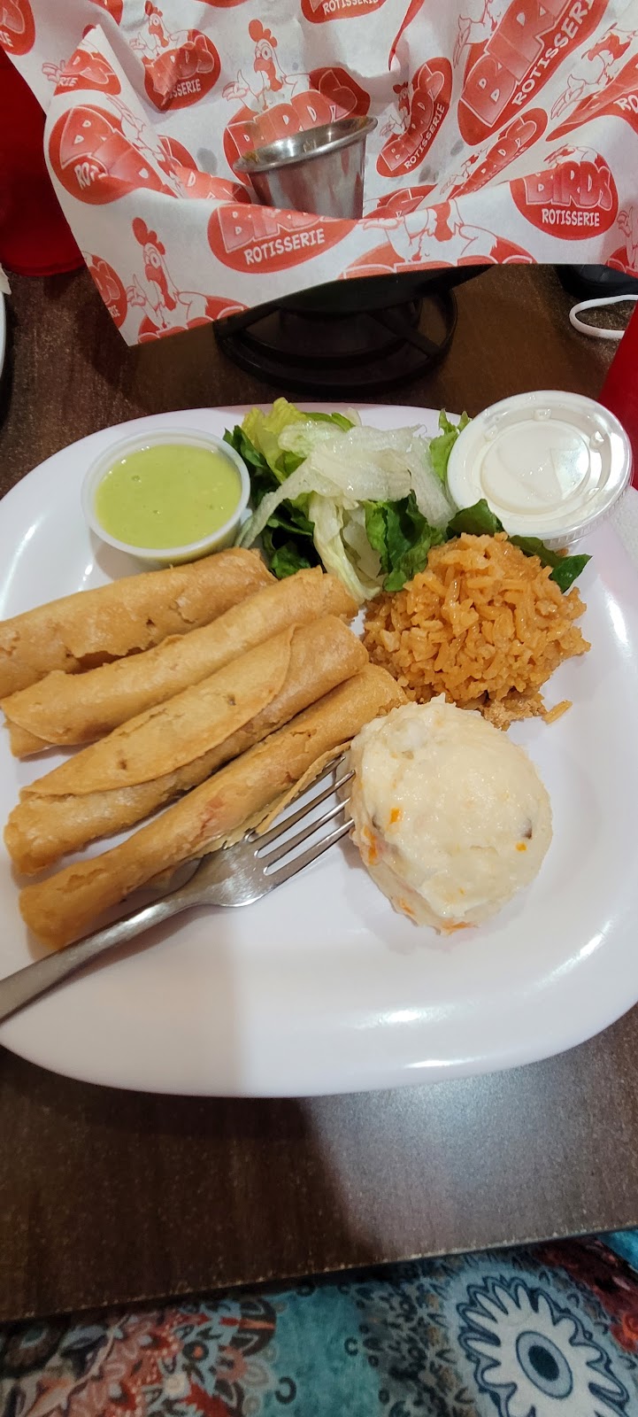 Birds Rotisserie | restaurant | W 2nd St, Rio Grande City, TX 78582, USA | 9563171159 OR +1 956-317-1159