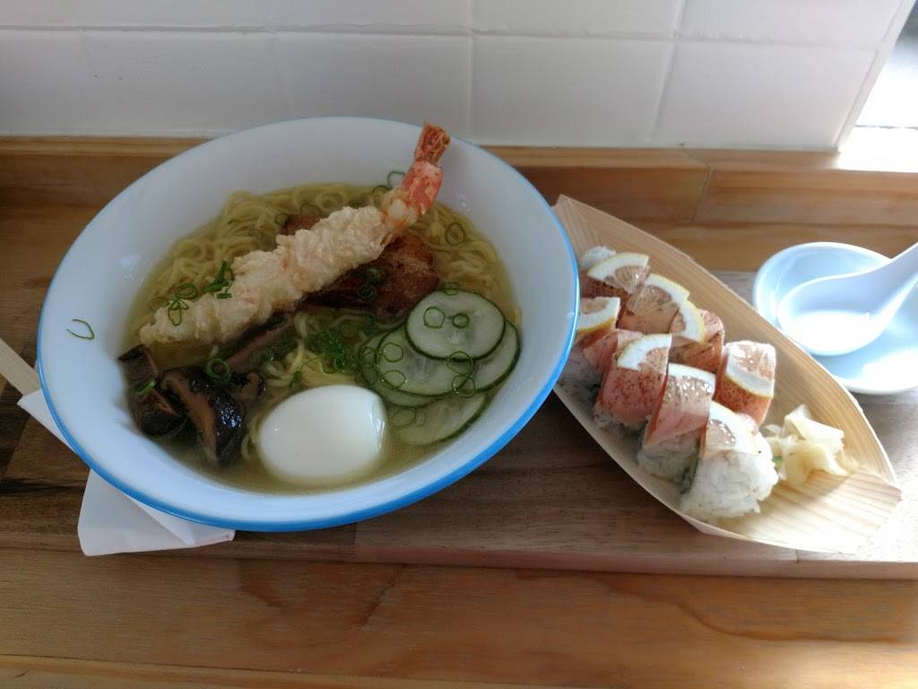 White on Rice | restaurant | 510 W Fourteenth St, Traverse City, MI 49684, USA | 2316337423 OR +1 231-633-7423