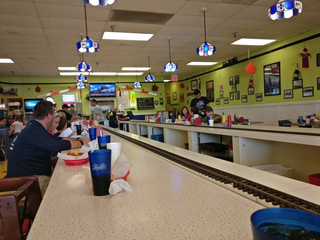 All Aboard Diner | restaurant | 1510B 75th St, Downers Grove, IL 60516, USA | 6303228960 OR +1 630-322-8960