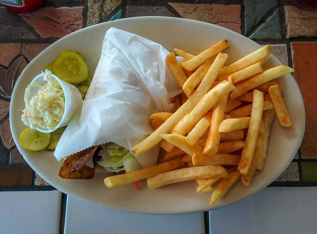 Three Coins Diner | restaurant | 7410 N Nebraska Ave, Tampa, FL 33604, USA | 8132391256 OR +1 813-239-1256