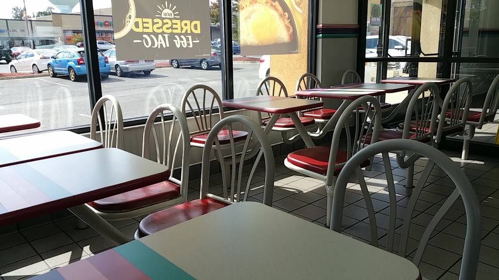 Taco Bell | meal takeaway | 13880 Shoppers Best Way, Woodbridge, VA 22192, USA | 7035830447 OR +1 703-583-0447