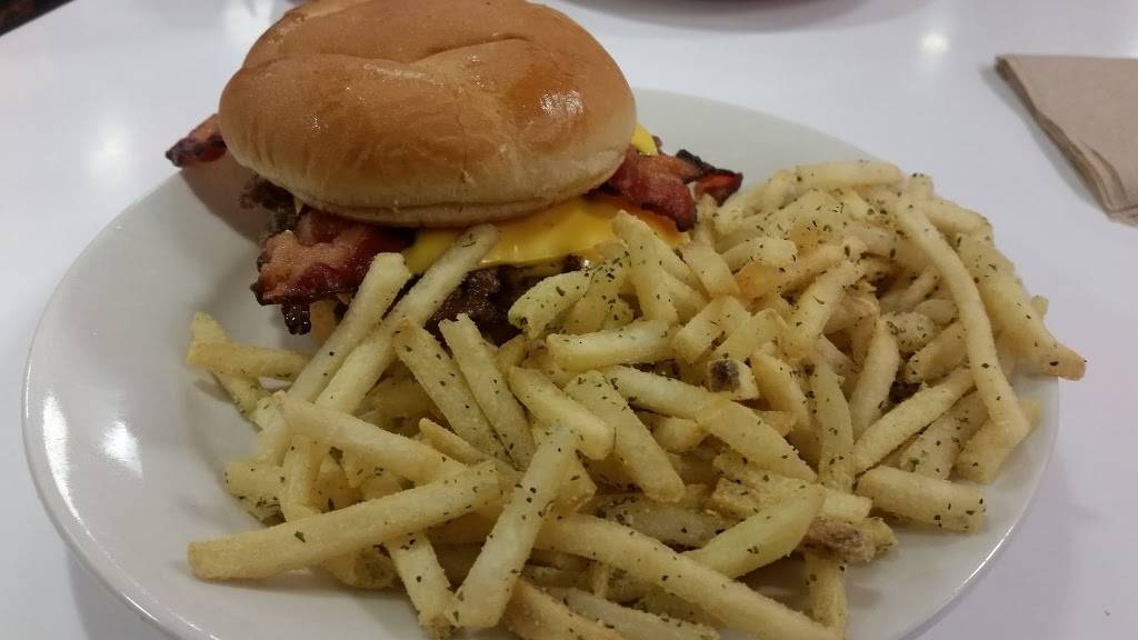 Steak n Shake | restaurant | 1820 Eldorado Pkwy, McKinney, TX 75069, USA | 9725474662 OR +1 972-547-4662