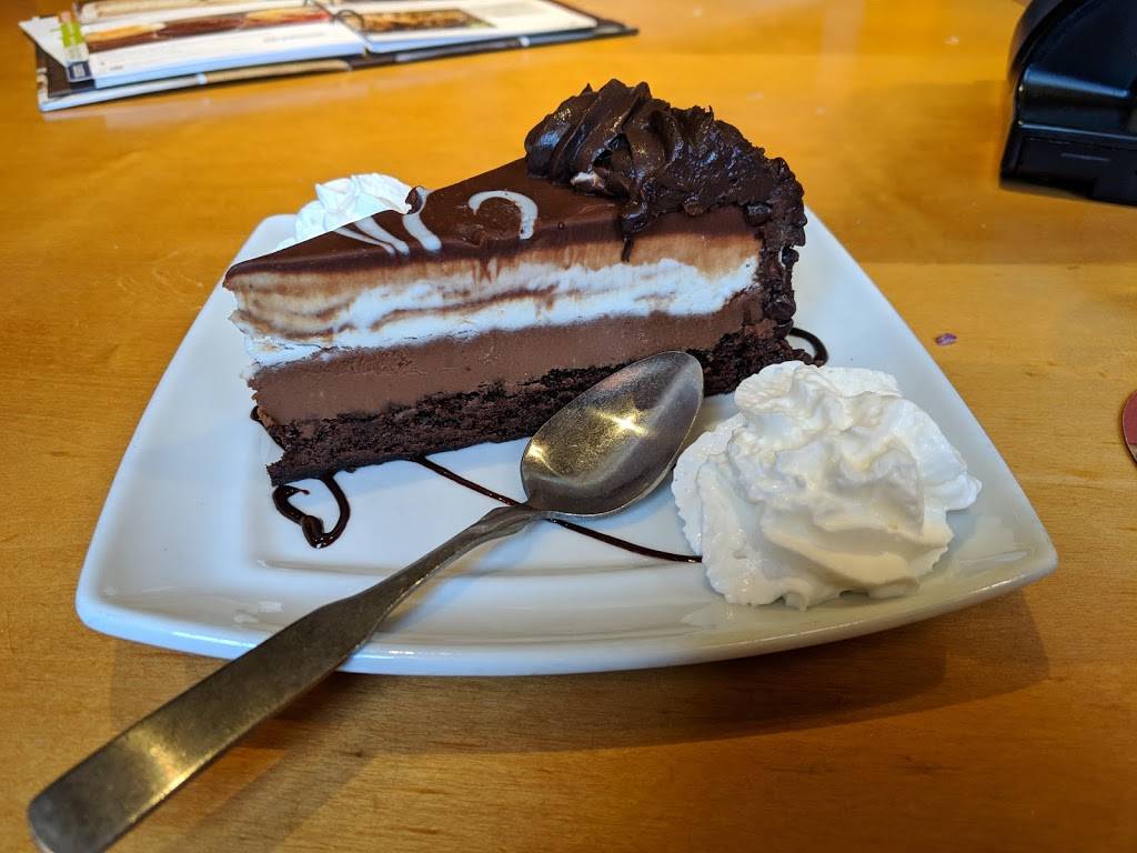 Skewed Brewing | restaurant | 21182 Salmon Run Mall Loop W, Watertown, NY 13601, USA | 3157882337 OR +1 315-788-2337