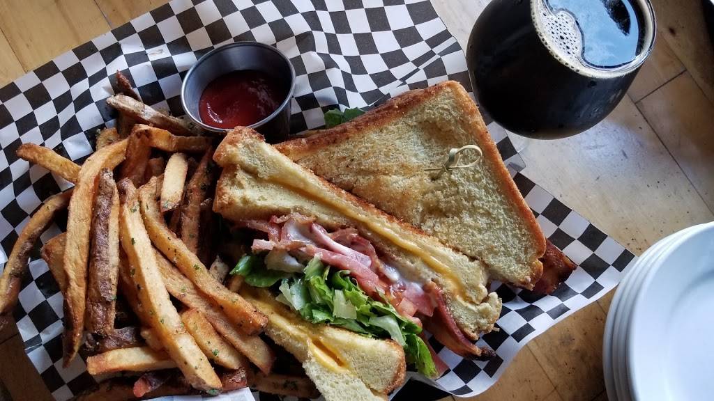 The Warehouse Bar & Pizzeria Chicago | meal delivery | 1419 W Fullerton Ave, Chicago, IL 60614, USA | 7736616454 OR +1 773-661-6454