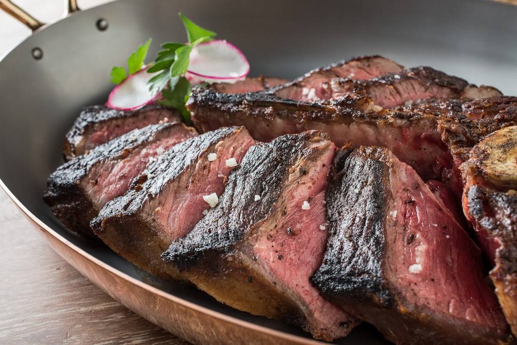 Swift & Sons | restaurant | 1000 W Fulton Market, Chicago, IL 60607, USA | 3127339420 OR +1 312-733-9420