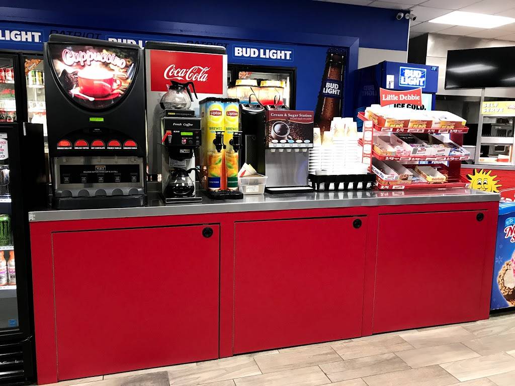 Patriot Mart | restaurant | 1330 E Wood St, Paris, TN 38242, USA | 7314079395 OR +1 731-407-9395