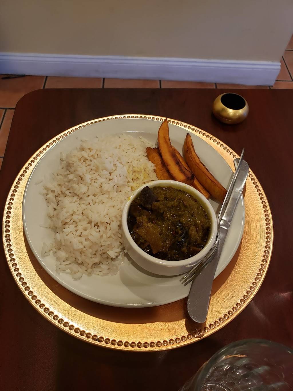 TamBos Kitchen | restaurant | 490 W Main St, Avon, MA 02322, USA | 5085809787 OR +1 508-580-9787