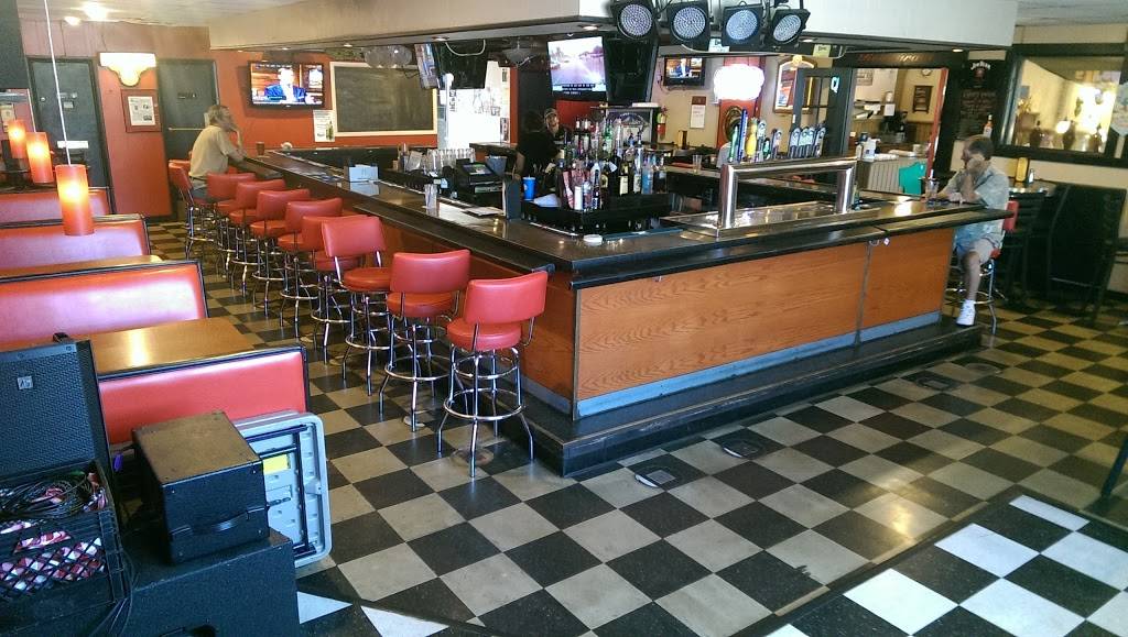 Gennaros Cafe Italiano | restaurant | 2598 S Broadway, Denver, CO 80210, USA | 3037221044 OR +1 303-722-1044