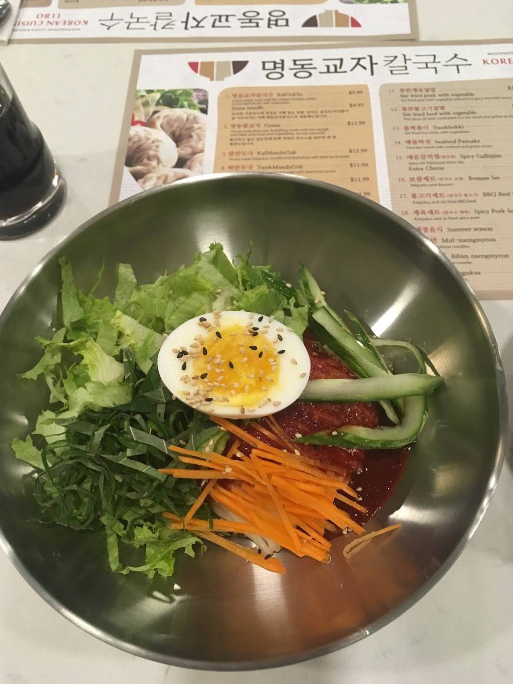 명동교자칼국수 MyeongdongGyoza Kalguksu | restaurant | 7117 Bathurst St #106, Thornhill, ON L4J 2J6, Canada | 9055973911 OR +1 905-597-3911