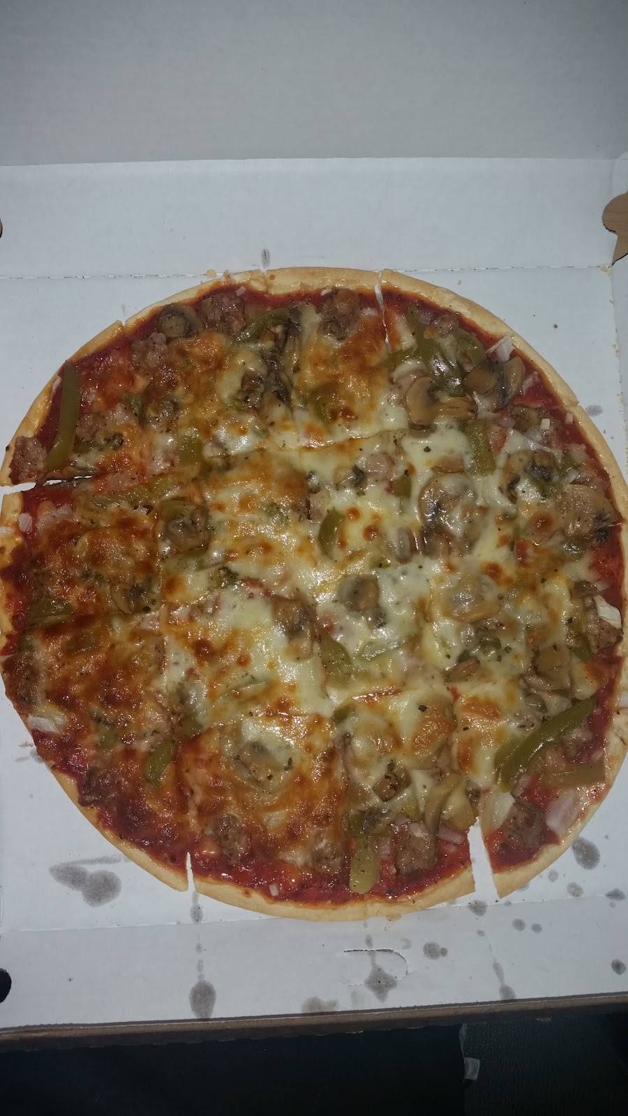 Di Vitas Restaurant | restaurant | 5233, 5233, 3753 W Belmont Ave, Chicago, IL 60618, USA | 7735885868 OR +1 773-588-5868