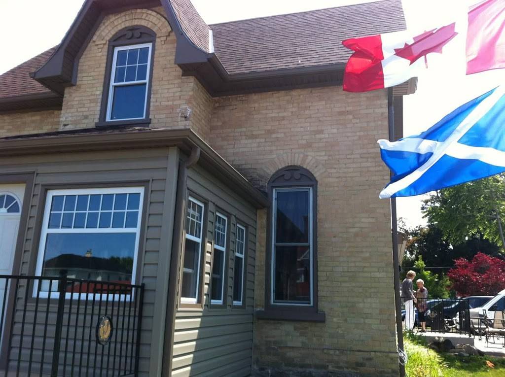 Forge & Thistle | restaurant | 48 Albert St S, Southampton, ON N0H 2L0, Canada | 5194834848 OR +1 519-483-4848