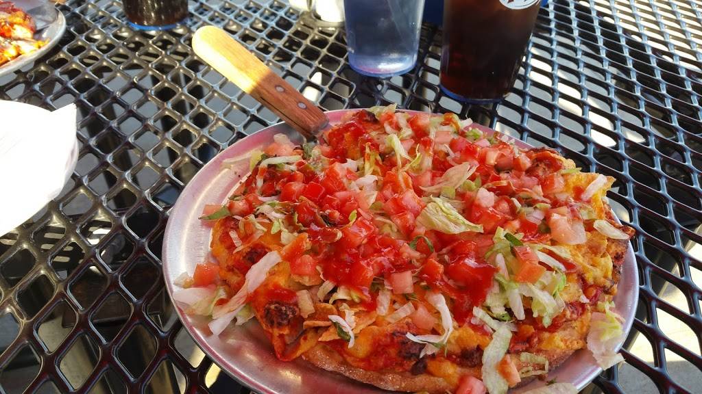 Foxs Pizza Den | restaurant | 500 E Main St, Pomeroy, OH 45769, USA | 7409929040 OR +1 740-992-9040