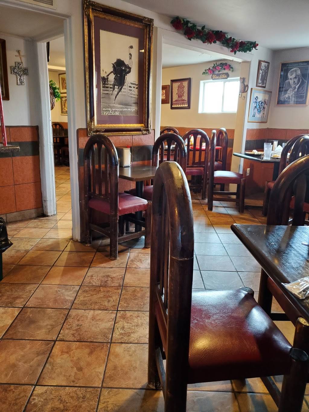Ranchway BBQ & Mexican Food | restaurant | 604 N Valley Dr, Las Cruces, NM 88005, USA | 5755237361 OR +1 575-523-7361