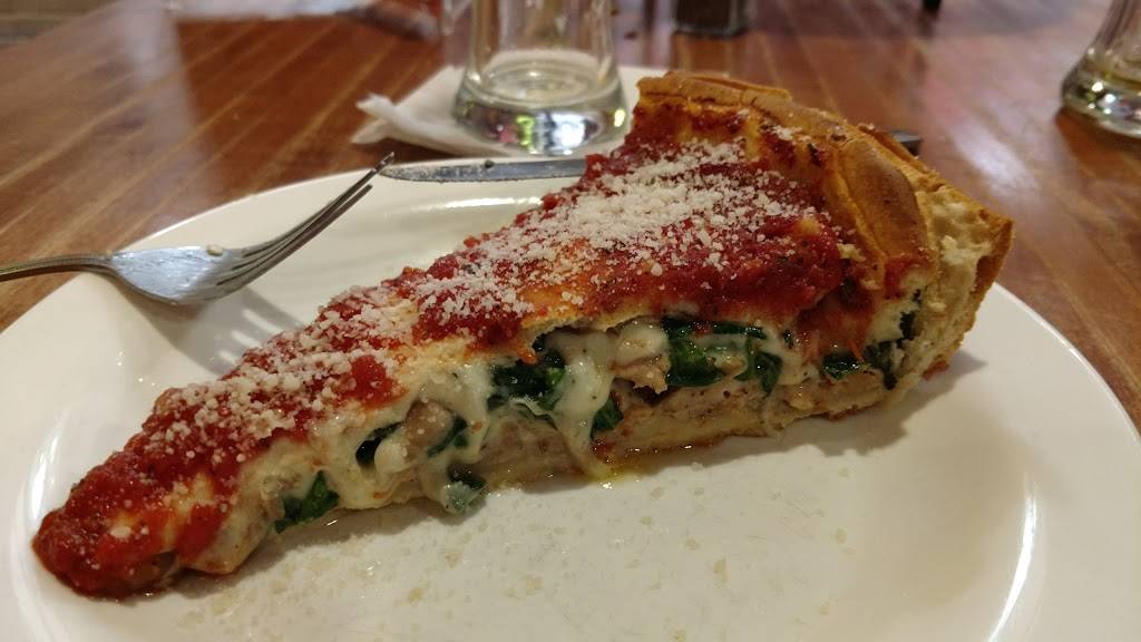 Giordanos | restaurant | 930 N Meacham Rd, Schaumburg, IL 60173, USA | 8479865211 OR +1 847-986-5211