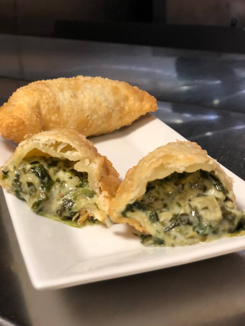 The Empanada Gourmet | restaurant | 1403 E Hallandale Beach Blvd, Hallandale Beach, FL 33009, USA | 9546133945 OR +1 954-613-3945