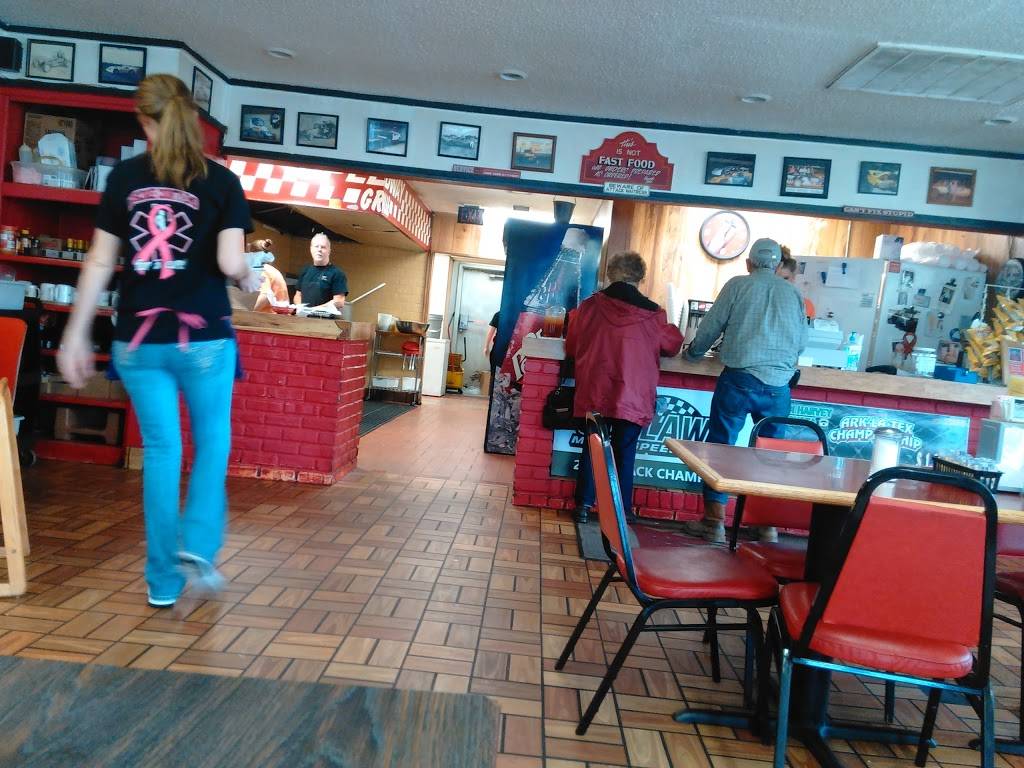 Speedway Grille | restaurant | 2010 W Okmulgee Ave, Muskogee, OK 74401, USA | 9186876552 OR +1 918-687-6552