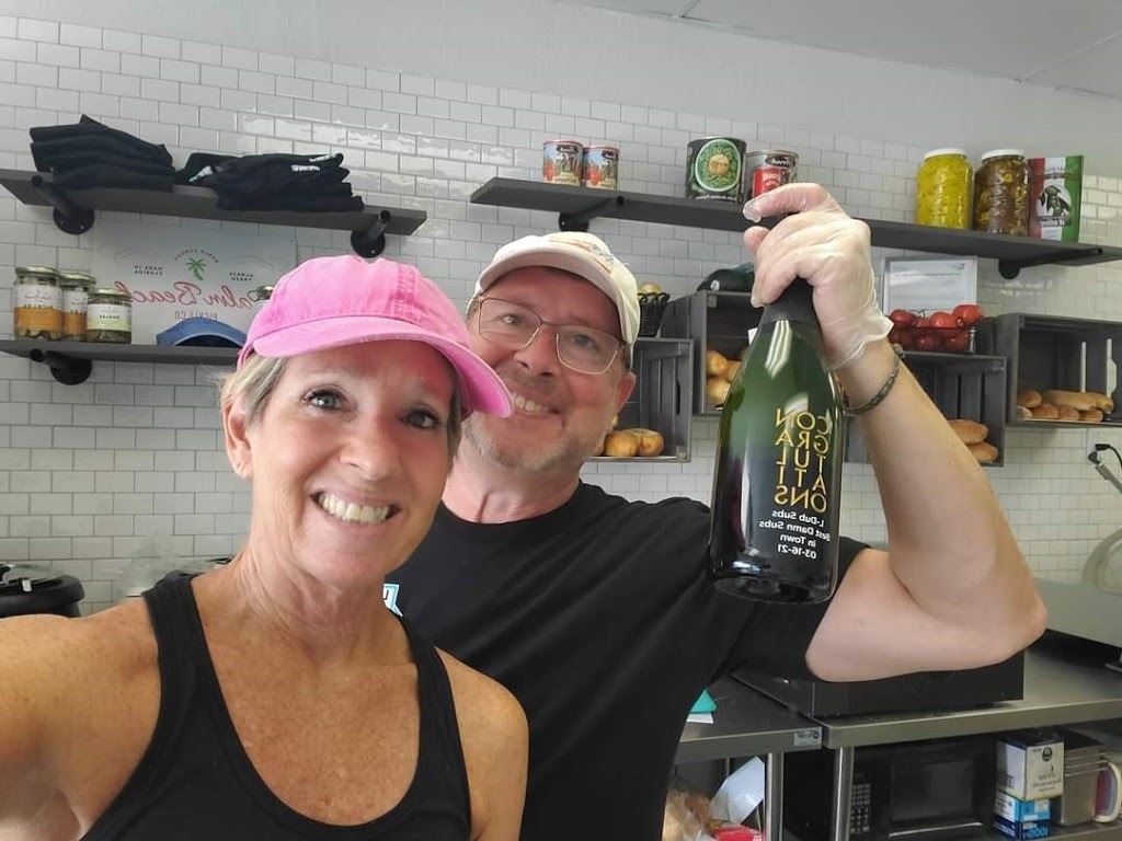 L-Dub Subs | restaurant | 16 S J St, Lake Worth, FL 33460, USA | 5613109171 OR +1 561-310-9171