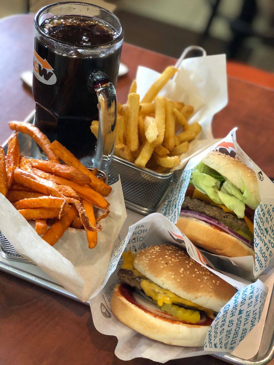 A&W Canada | restaurant | 2117 Rue Canadien, Drummondville, QC J2C 7V9, Canada | 8198507520 OR +1 819-850-7520