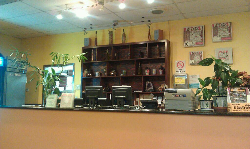 Napoli Pizzeria | meal delivery | 14617 Crenshaw Blvd, Gardena, CA 90249, USA | 4243885607 OR +1 424-388-5607