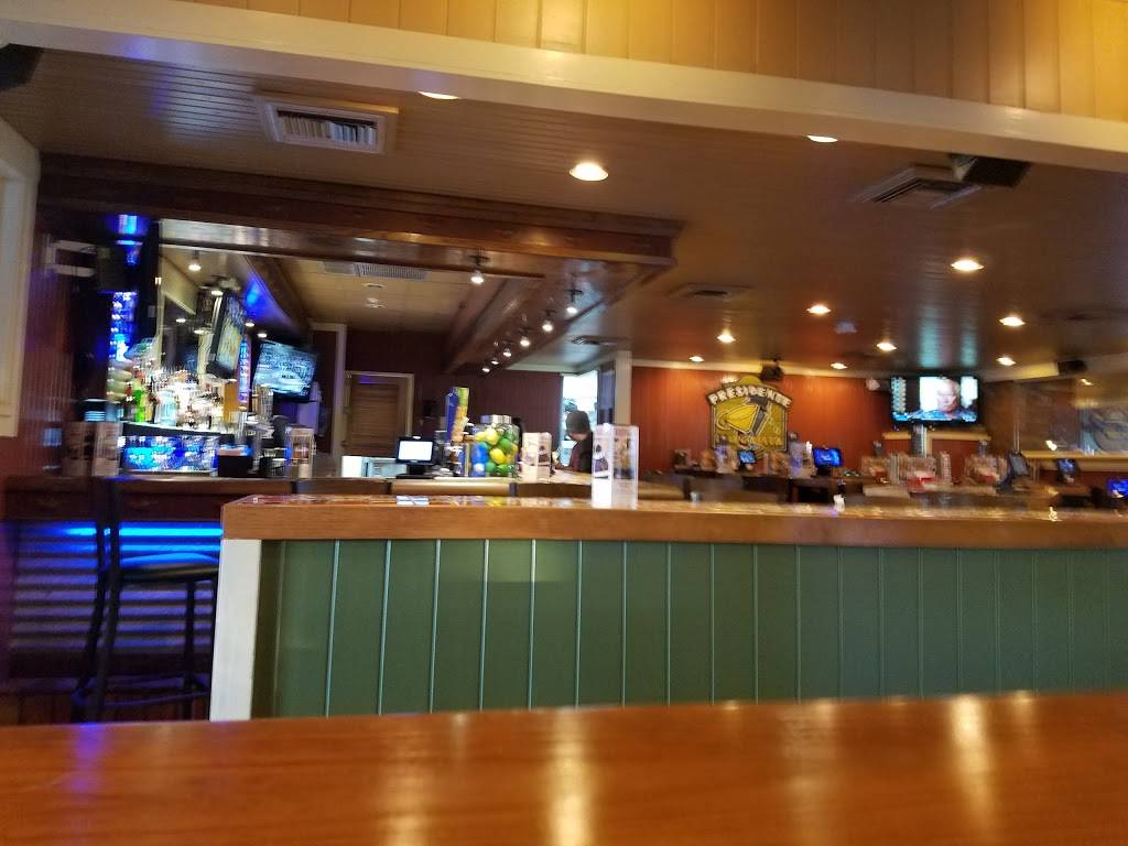 Chilis Grill & Bar | meal takeaway | 8302 Pineville-Matthews Rd, Charlotte, NC 28226, USA | 7045436265 OR +1 704-543-6265