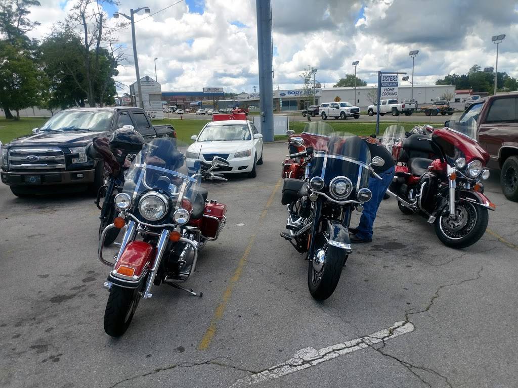 Sisters Restaurant | restaurant | 330 N Main St, Crossville, TN 38555, USA | 9317077702 OR +1 931-707-7702