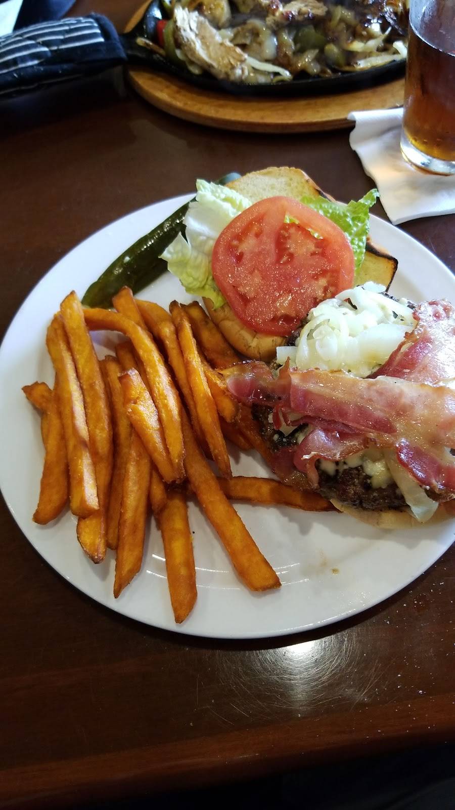 Alabama Joes | restaurant | 6316 Lantana Rd #45, Lake Worth, FL 33463, USA | 5619633393 OR +1 561-963-3393