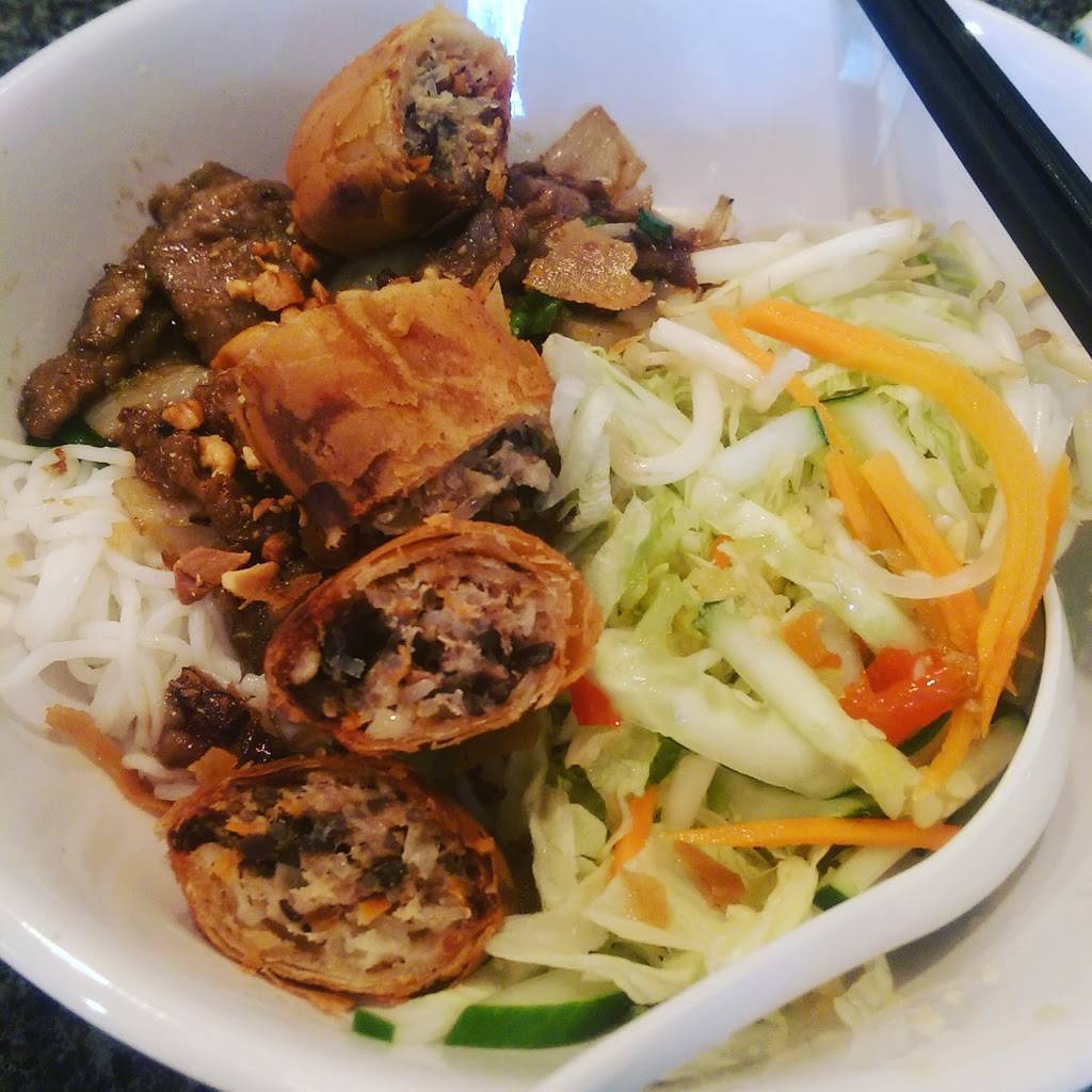 Webster Garden Vietnamese & Chinese Restaurant | restaurant | 5 S Old Orchard Ave, St. Louis, MO 63119, USA | 3149612131 OR +1 314-961-2131