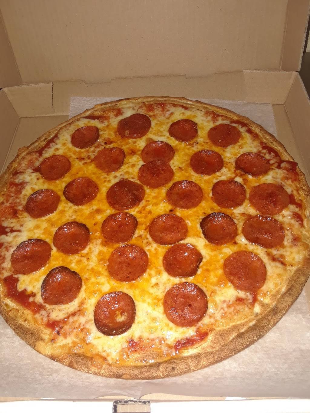 Isaak & Steves Pizza | restaurant | 400 W Marshall St, Norristown, PA 19401, USA | 6102729592 OR +1 610-272-9592