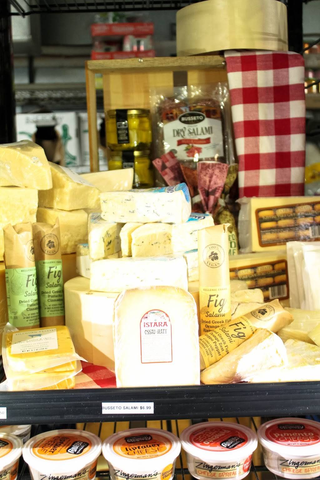 Katama General Store | meal takeaway | 170 Katama Rd, Edgartown, MA 02539, USA | 5086275071 OR +1 508-627-5071