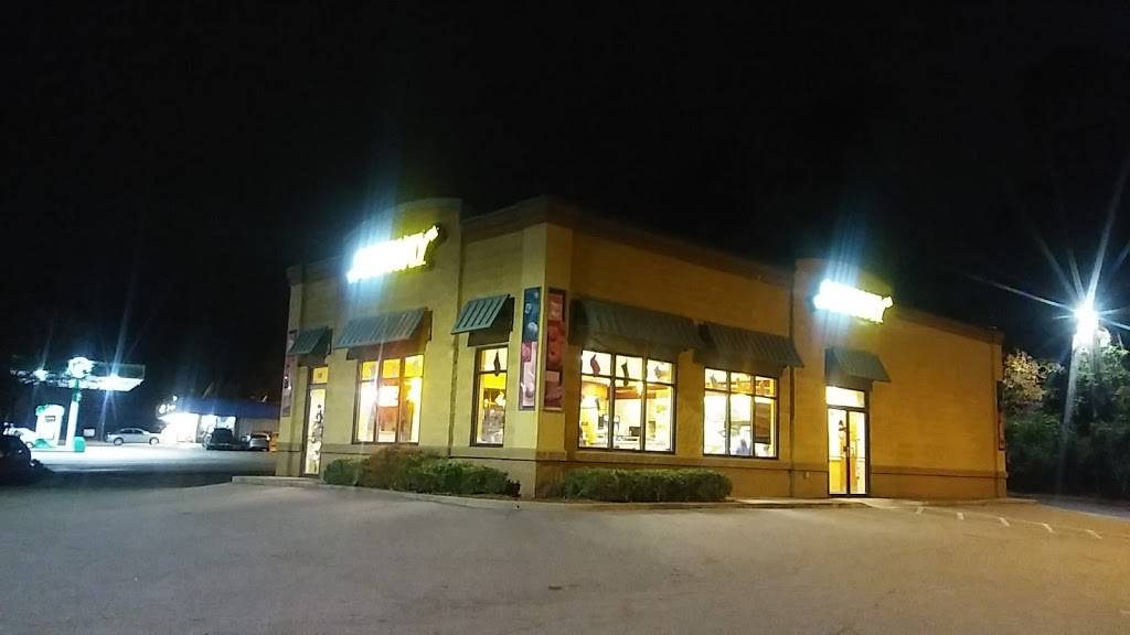 Subway | restaurant | 116 W Main St, Moncks Corner, SC 29461, USA | 8434820668 OR +1 843-482-0668