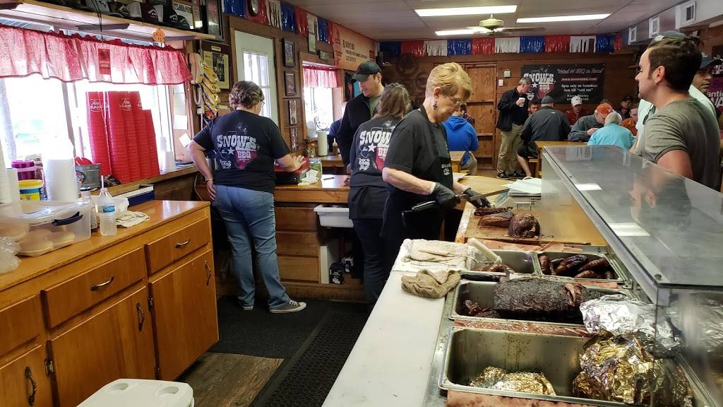 Snows BBQ | restaurant | 516 Main St, Lexington, TX 78947, USA | 9797734640 OR +1 979-773-4640