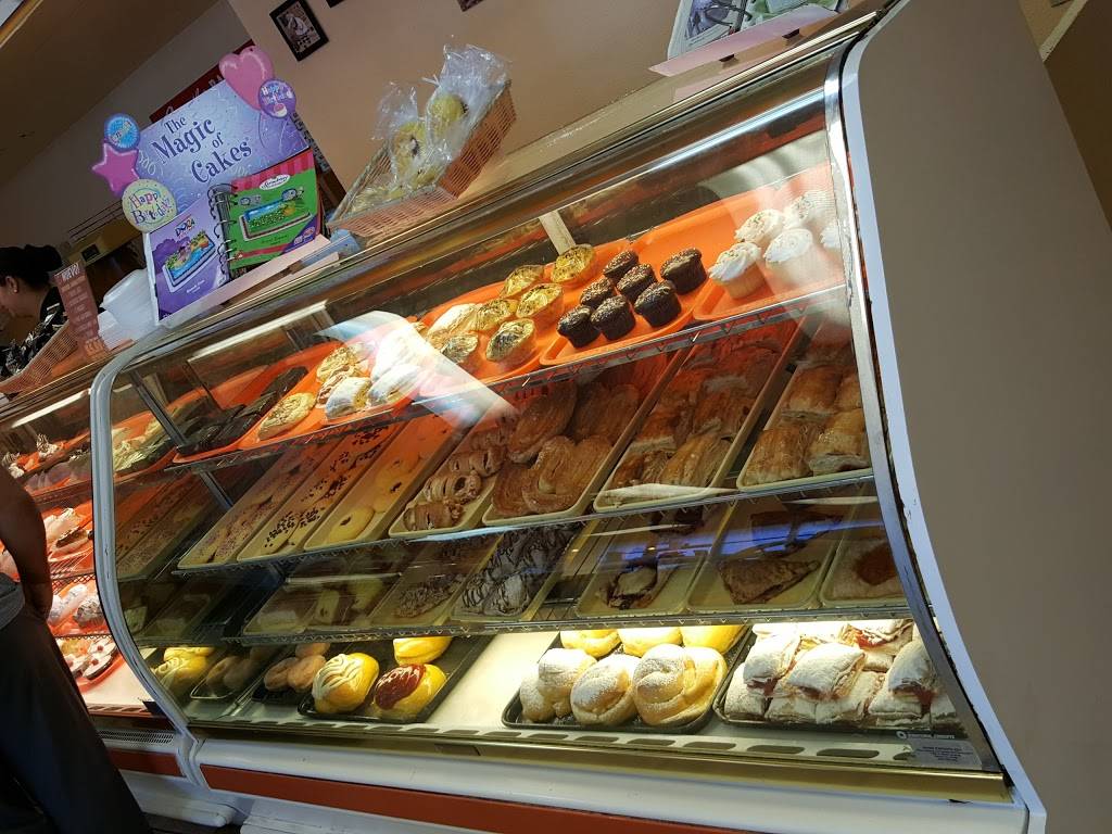 Caribe Bakery & Restaurant | restaurant | 1351 N Goldenrod Rd, Orlando, FL 32807, USA | 4072734172 OR +1 407-273-4172